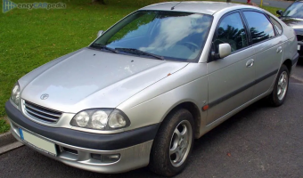 Toyota Avensis Avensis Liftback 1.8 Linea Terra