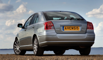 Toyota Avensis Avensis Liftback 2.0 Sol Plus