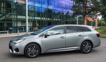 Toyota Avensis Avensis Touring Sports 1.6 D-4D Premium Plus Navi