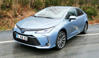 Toyota Corolla Corolla 1.8 Hybrid Passion X-Pack e-CVT