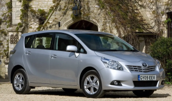 Toyota Corolla Corolla Verso 2.2 D-CAT Premium