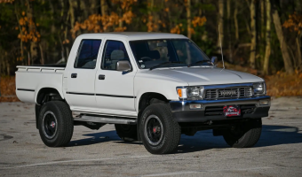 Toyota  Hi-Lux 2.4 4x4