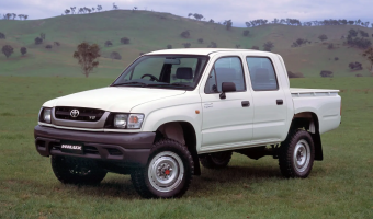 Toyota  Hi-Lux 2.4 D