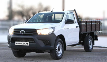 Toyota  Hi-Lux 2.4 D-4D 4x4 Active