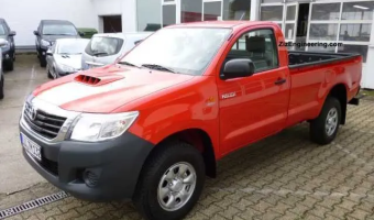 Toyota  Hi-Lux 2.5 D-4D 4x2 Adventure