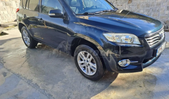 Toyota  Rav 4 2.2 D-4D 4x4 Extra