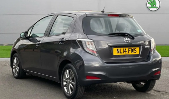 Toyota Yaris Yaris 1.33 Style Red