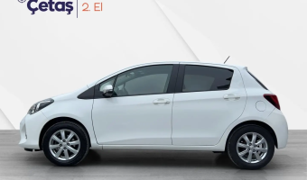 Toyota Yaris Yaris 1.33 Style Red Skypack Multidrive S