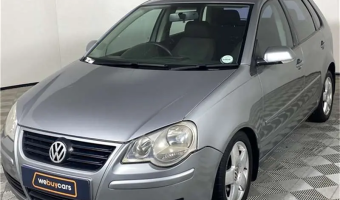 Volkswagen Polo Polo 1.4 Comfortline Tiptronic