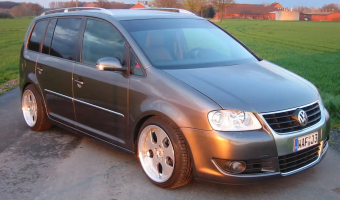 Volkswagen Touran Touran 2.0 FSI Highline Tiptronic