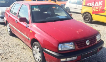 Volkswagen Vento Vento 1.8 CL