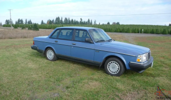 Volvo 240 240 2.3i GLE