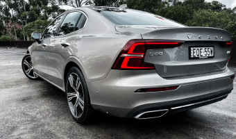 Volvo S60 S60 2.0 B5 Hybrid AWD Plus Bright