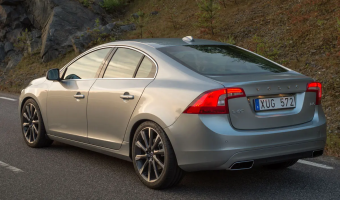 Volvo S60 S60 2.0 D D4 R-Design Plus Geartronic
