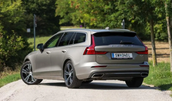 Volvo V60 V60 2.0 T6 AWD R-Design Geartronic