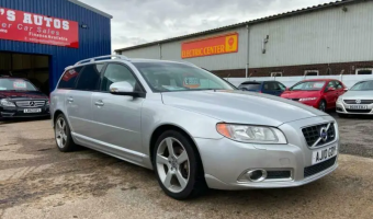Volvo V70 V70 2.4 D D5 R-Design Geartronic
