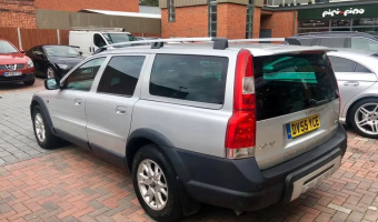 Volvo XC70 XC70 2.4 D D5 AWD Kinetic